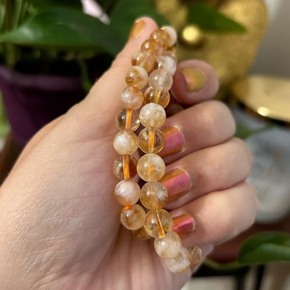 Citrine 8mm crystal bracelet on elastic - Picture 2 of 3